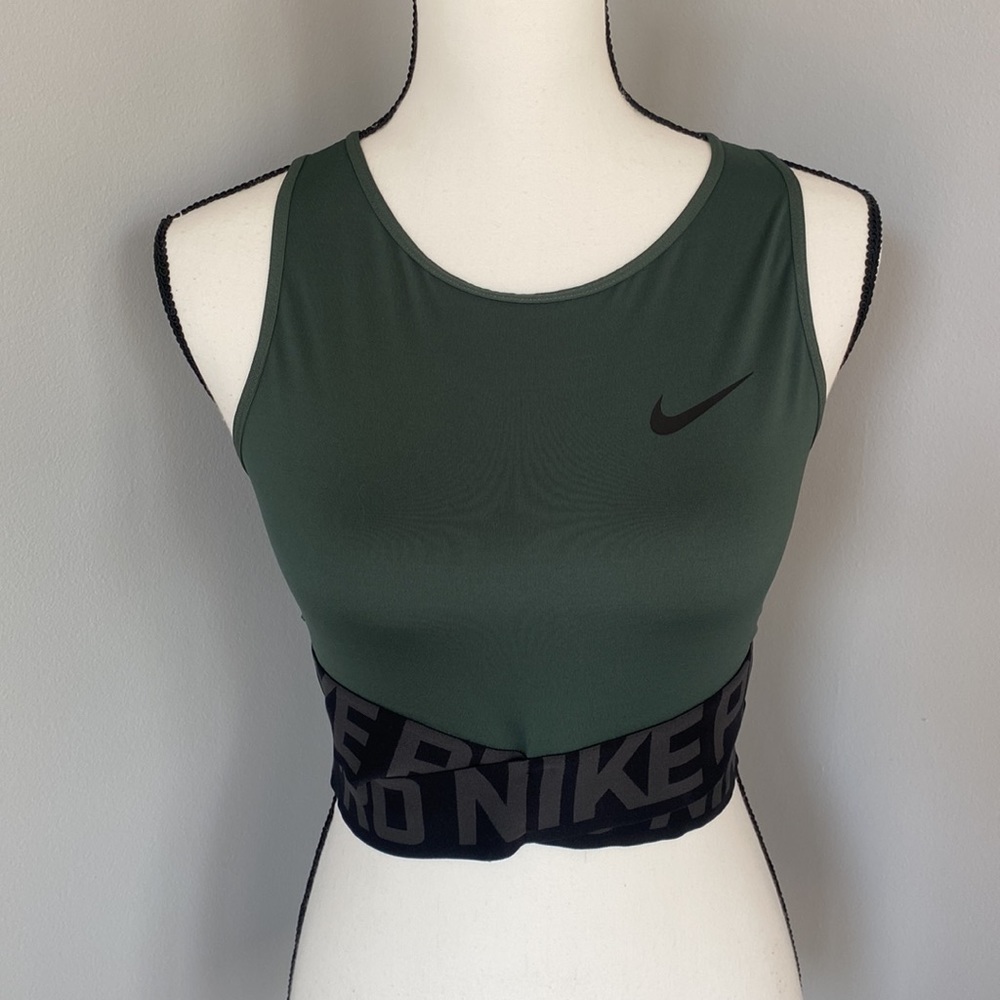 Nike Pro Sports Bra